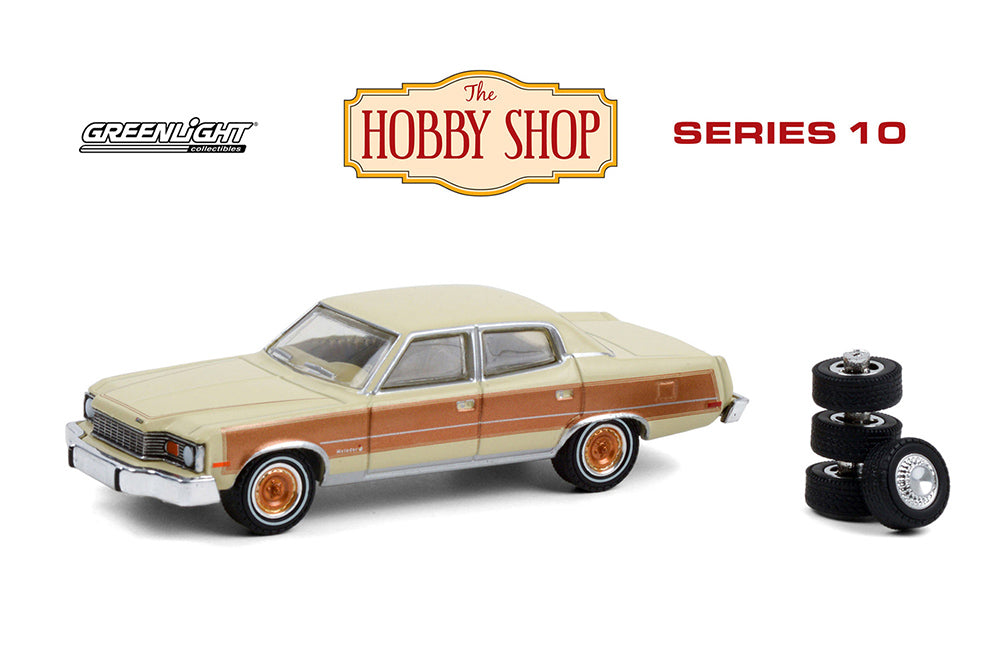 Greenlight - The Hobby Shop Series 10 | 1978 AMC Matador Barcelona with Spare Tires