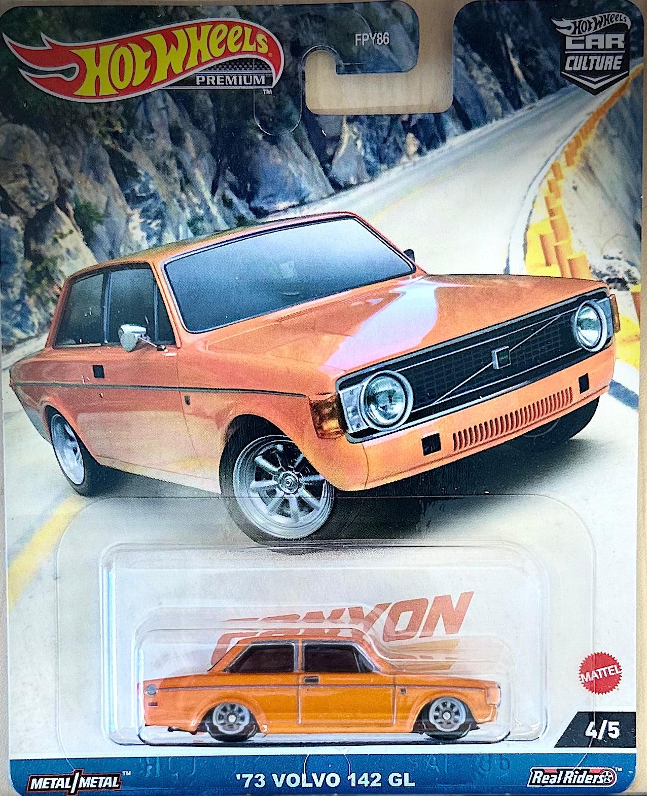 Hot Wheels Premium Car Culture '73 Volvo 142 GL Canyon Warriors