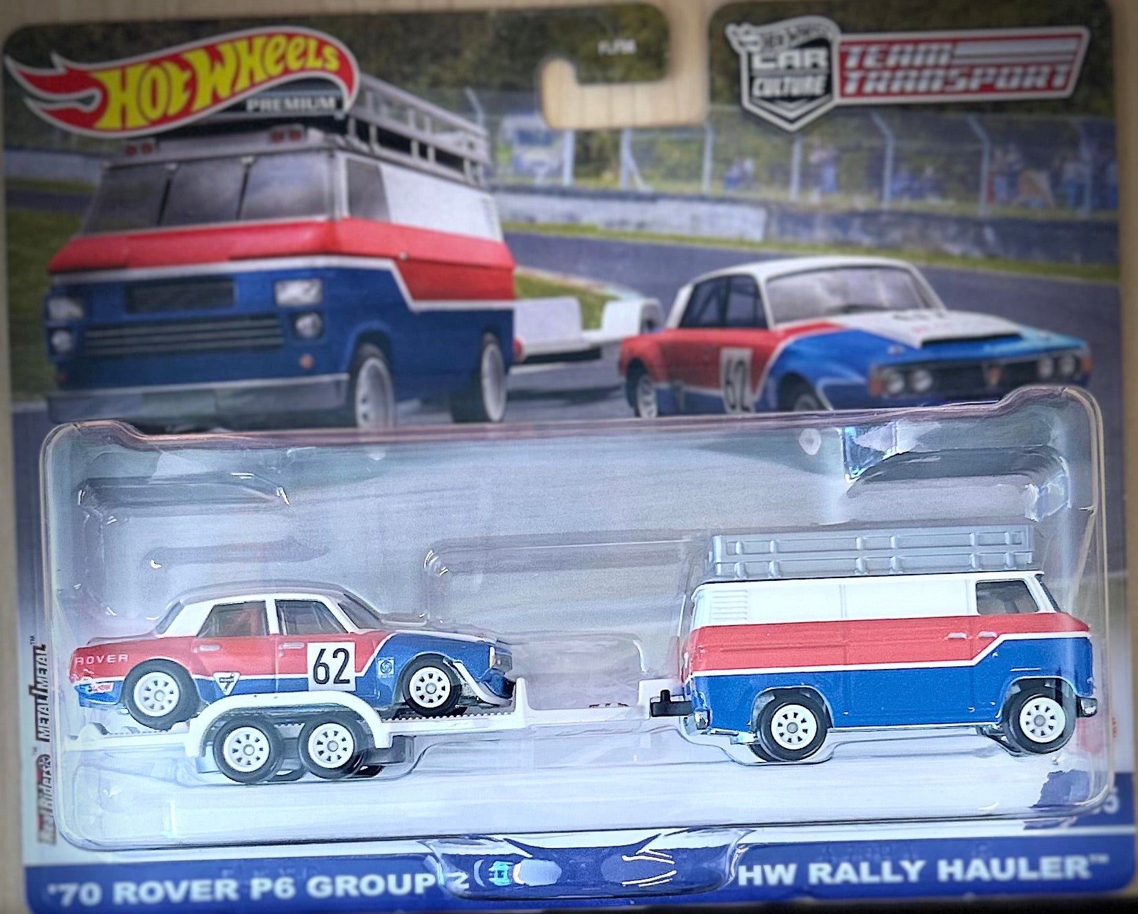Hot Wheels Premium Team Transport '70 Rover P6 Group 2 w/ HW Rally Hauler #55