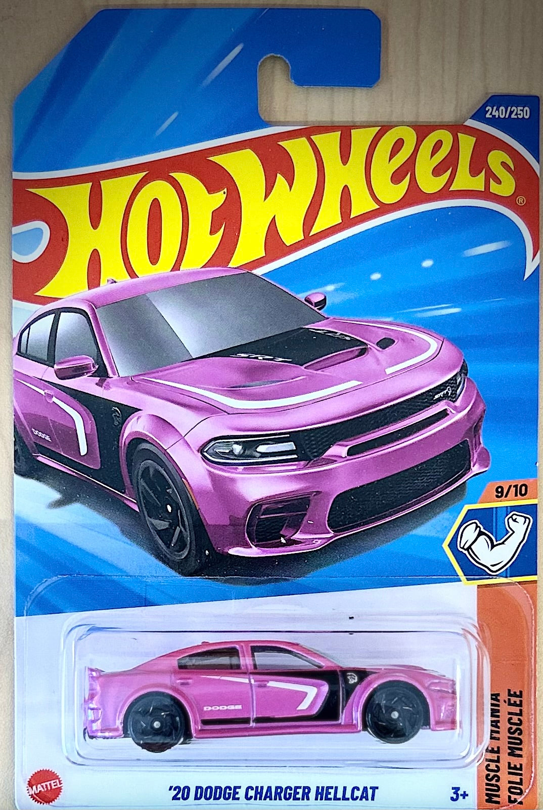 Hot Wheels '20 Dodge Charger Hellcat