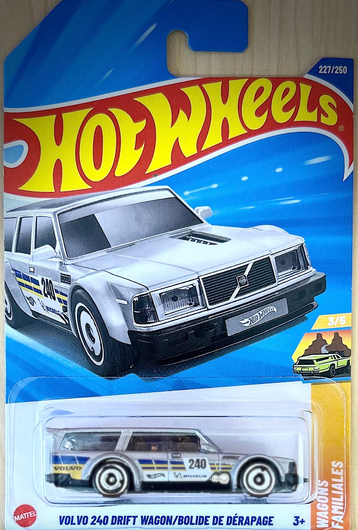 Hot Wheels Volvo 240 Drift Wagon/Bolide De Dérapage