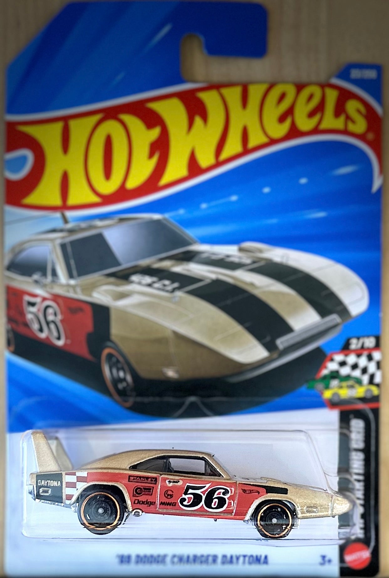 Hot Wheels '69 Dodge Charger Daytona