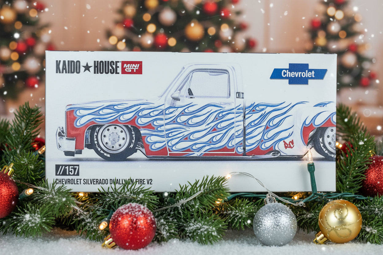 Kaido House Mini GT Chevrolet Silverado Dually On Fire V2 //157